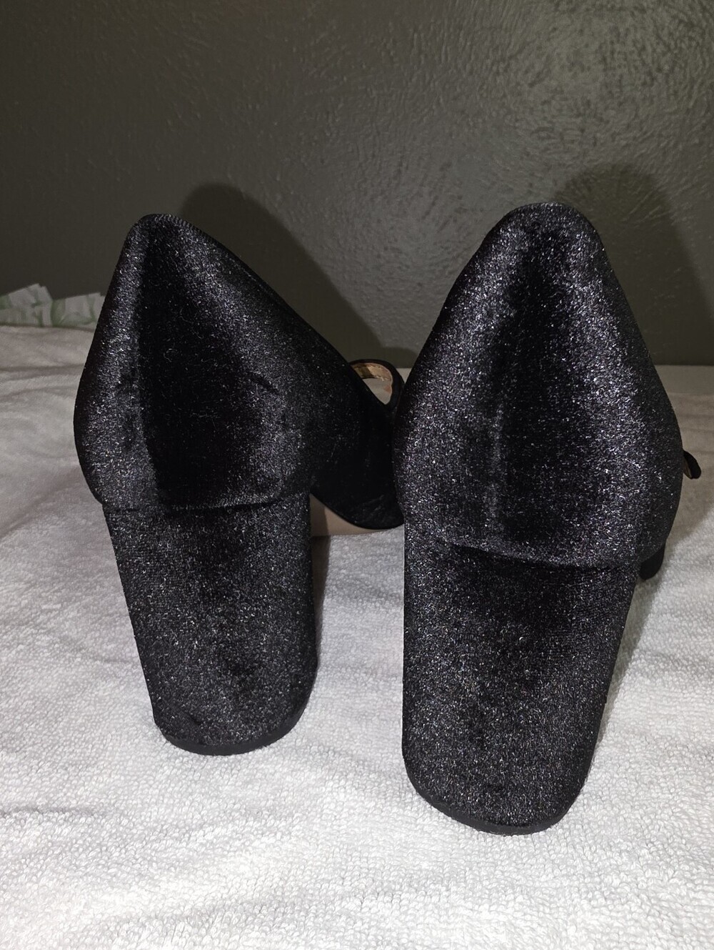 J.Crew Black Velvet Mary Jane Pumps Rhinestone Buckle Block Heel Size 9 - Picture 2 of 5